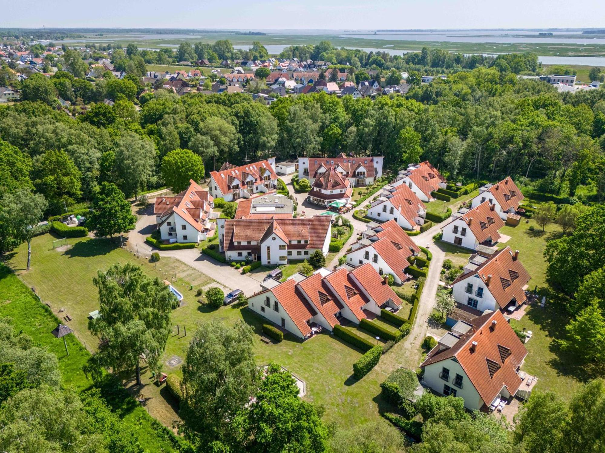 Ferienpark Freesenbruch Wohnung 2 6 - Windrose Zingst Zewnętrze zdjęcie